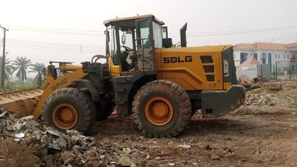 SDLG LG953F wheel loader on site
